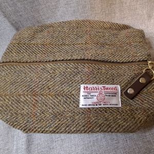 HARRIS TWEED Men's toiletry bag